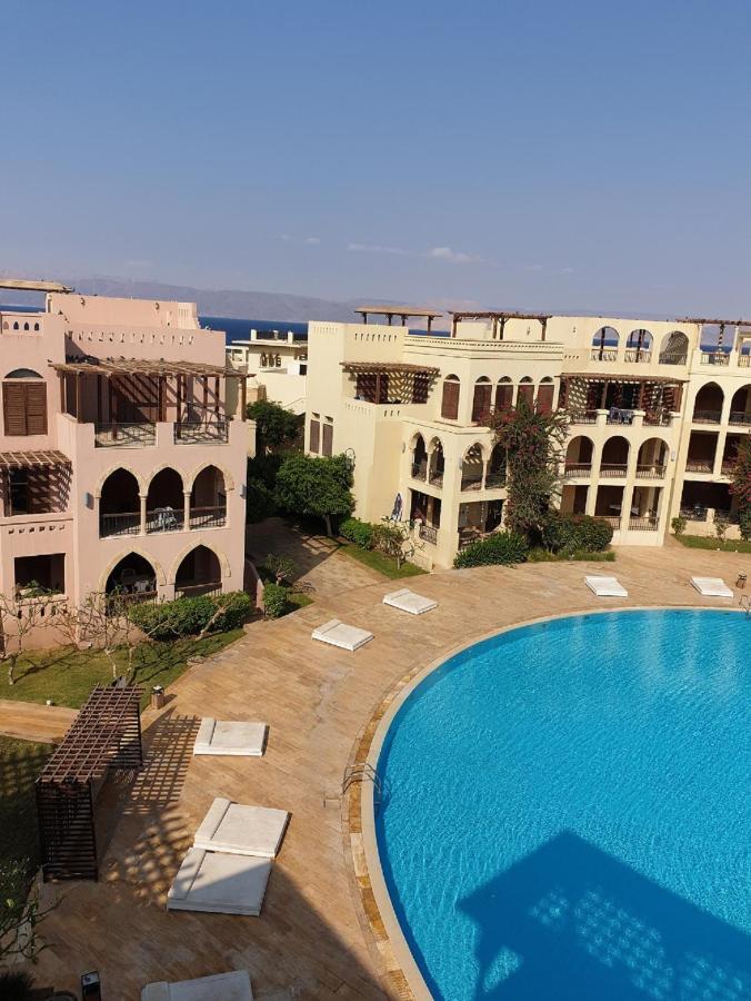 Gorgeous Pool View Apartment - Tala Bay Resort, Akaba Exterior foto